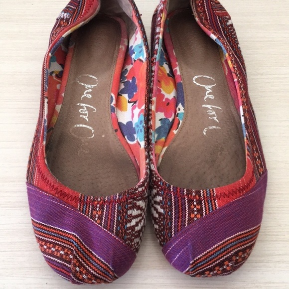 TOMS one for one tribal flat - Picture 7 of 8